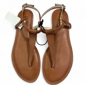 NWT Nicole Miller NY Gladiator women’s 8M leather Heather Brown toe sandals